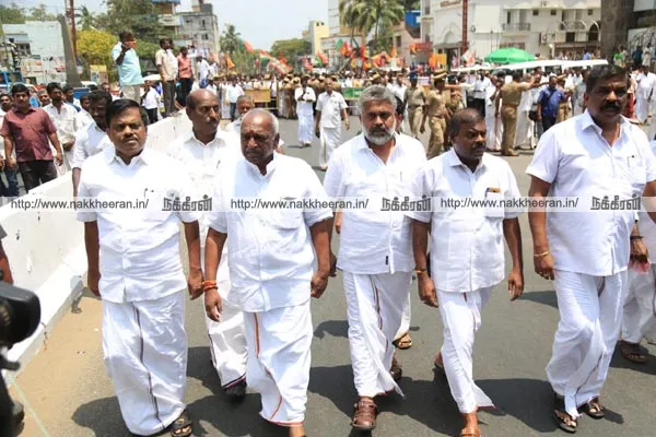 ​pon radhakrishnan